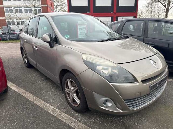 Renault Scenic Grand TCe 130 Dynamique