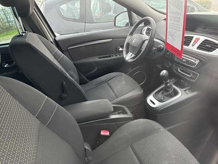 Renault Scenic Grand TCe 130 Dynamique