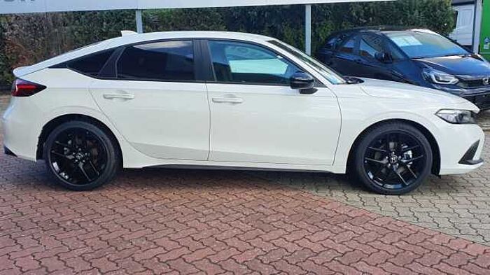 Honda Civic e: HEV 2.0 i-MMD Hybrid Sport