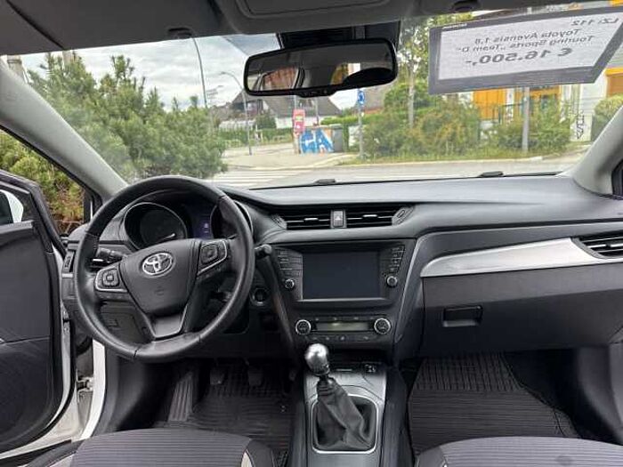 Toyota Avensis Combi Touring Sports 1.8 'Team D'