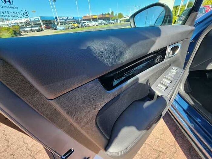 Honda Civic e:HEV 2.0 i-MMD Hybrid Sport