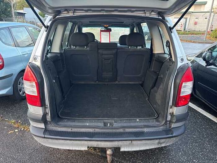 Opel Zafira 1,8 16V Elegance