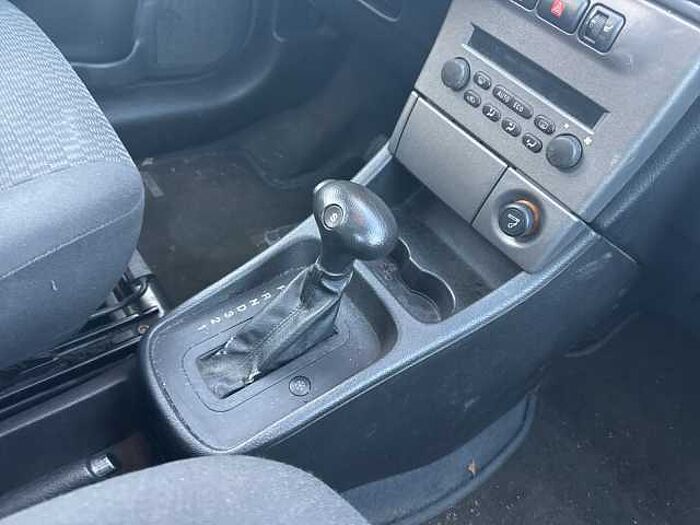 Opel Zafira 1,8 16V Elegance