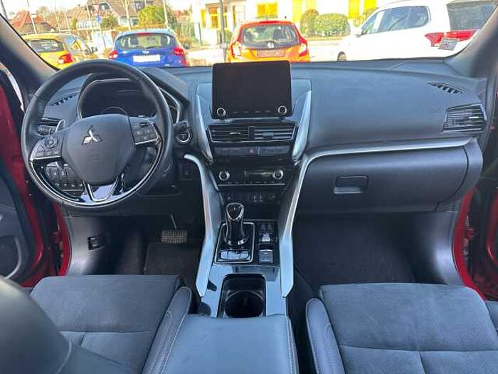 Mitsubishi Eclipse Cross Plug-In Hybrid 4WD Select