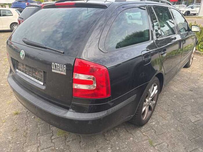 SKODA Octavia II Combi 1.8 TSI Elegance