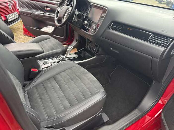 Mitsubishi Outlander Plug-In Hybrid 2.4 4WD Spirit