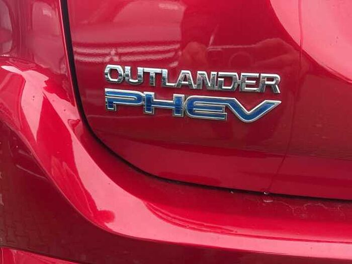 Mitsubishi Outlander Plug-In Hybrid 2.4 4WD Spirit