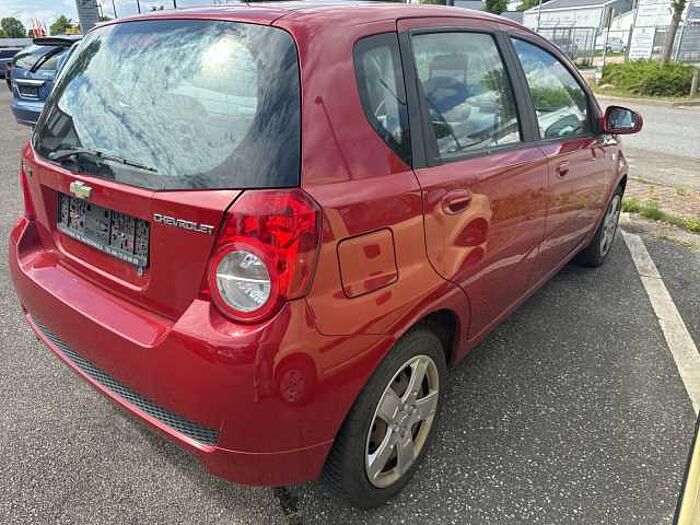 Chevrolet Aveo Fließheck 5-Türer 1.2 LS