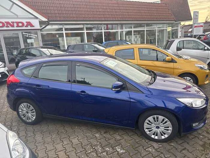 Ford Focus Fließheck 1.0 EcoBoost Start-Stopp-System Trend