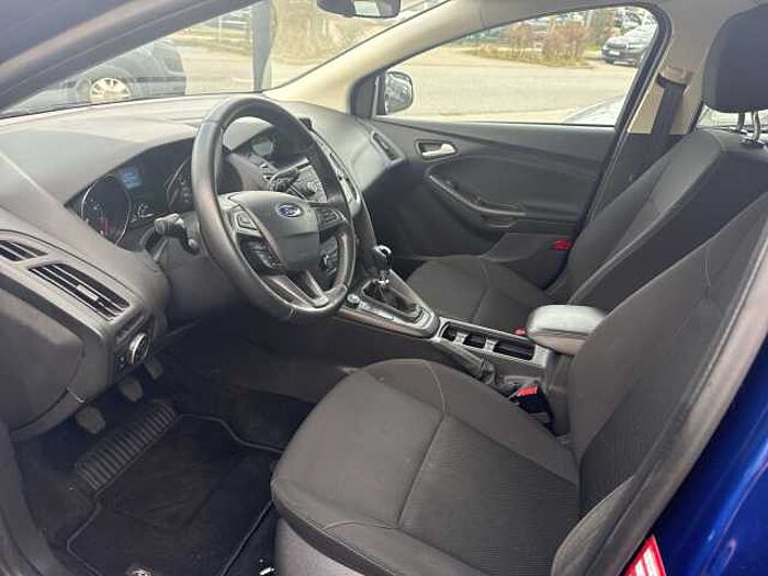 Ford Focus Fließheck 1.0 EcoBoost Start-Stopp-System Trend