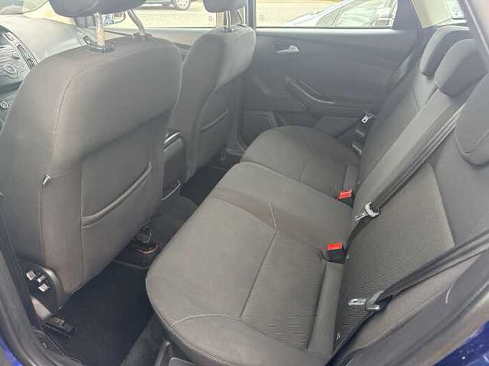 Ford Focus Fließheck 1.0 EcoBoost Start-Stopp-System Trend