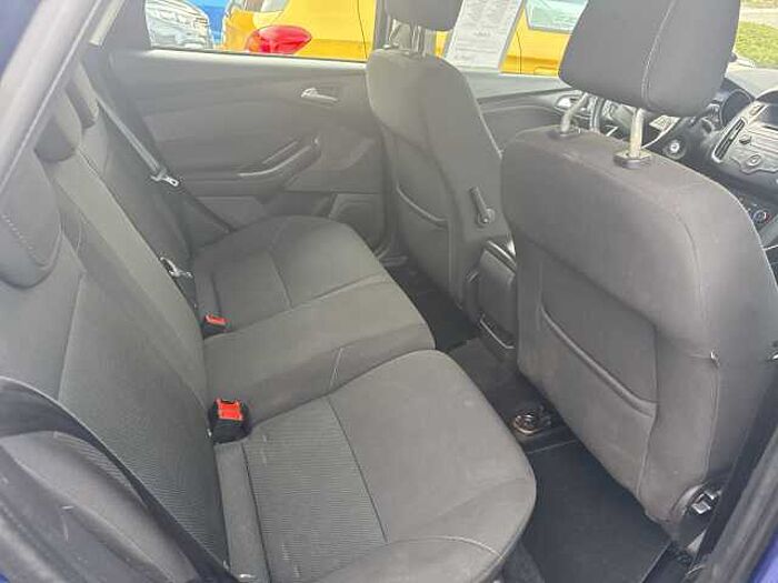 Ford Focus Fließheck 1.0 EcoBoost Start-Stopp-System Trend