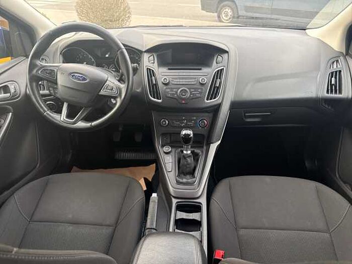 Ford Focus Fließheck 1.0 EcoBoost Start-Stopp-System Trend