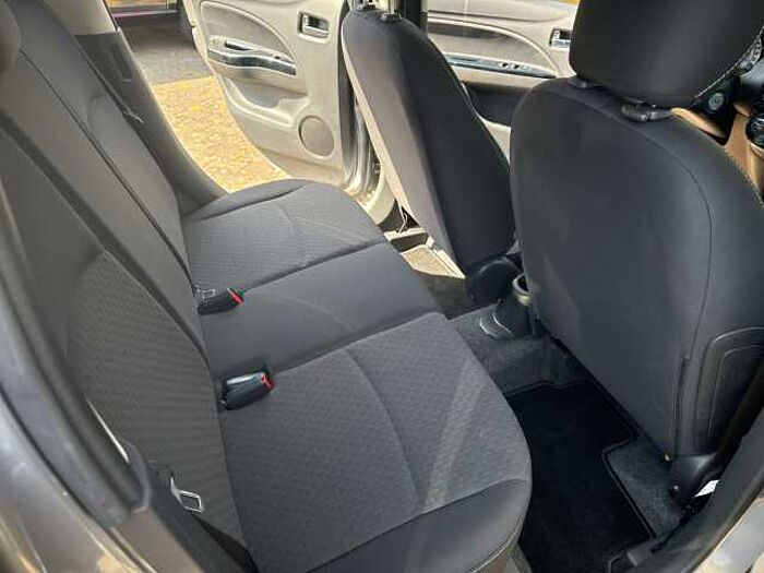 Mitsubishi Space Star 1.2 Edition 100+