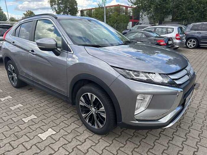 Mitsubishi Eclipse Cross 1.5 2WD Diamant - AHK, Kamera, Ganzjahresreifen GanzJahresreifen, Anh. kupplung, Sitzheizun