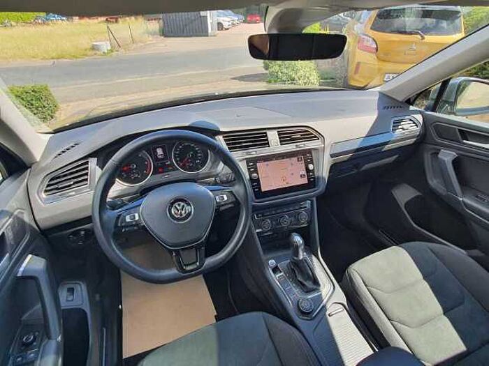 Volkswagen Tiguan Allspace 4WD Highline, 2,3t Anh.last BC Android Auto Metallic Highline