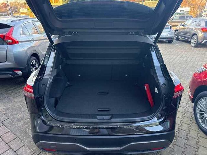 Nissan Qashqai 1.3 DIG-T MHEV Tekna+ GJR mit Ganzjahresreifen