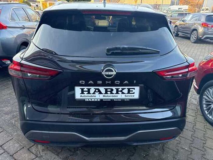 Nissan Qashqai 1.3 DIG-T MHEV Tekna+ GJR mit Ganzjahresreifen