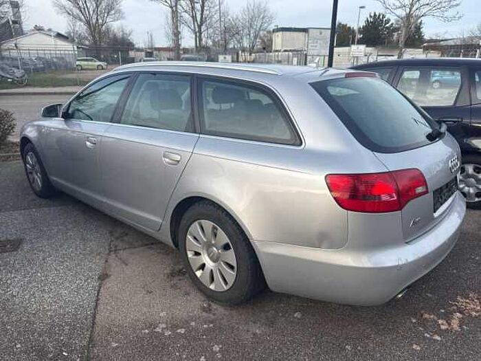 Audi A6 2.4 Winterräder, Soundsys. , PDC, Sitzheizung dazu Winterräder, Audi-Soundsyst. , Sitzheizun