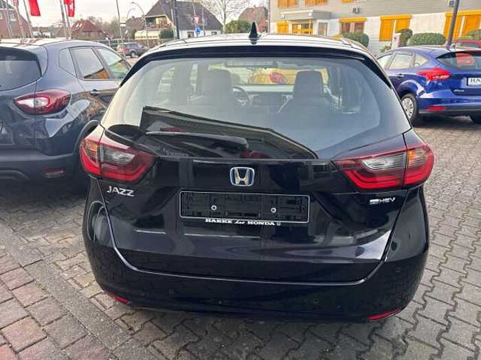 Honda Jazz Hybrid e: HEV 1.5 i-MMD Elegance Ganzjahresreifen, Navi, PDC, Sitzheizung