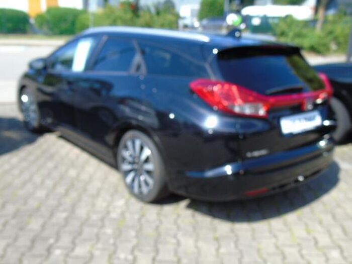 Honda Civic Tourer Lifestyle Sitzheizung 2-Zonen-Klimaautom. LED 1.4 i-VTEC Exclusive