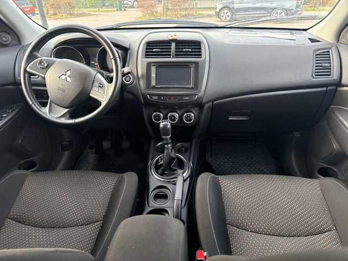 Mitsubishi ASX Diesel 1.8 DI-D 2WD Diamant Edition Ganzjahresreifen, Anh.kupplung, Kamera, Sitzheizun