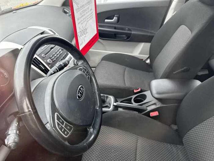 Kia cee'd 1.4 CVVT EX Ceed