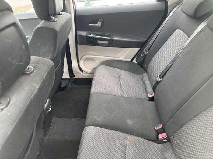Kia cee'd 1.4 CVVT EX Ceed