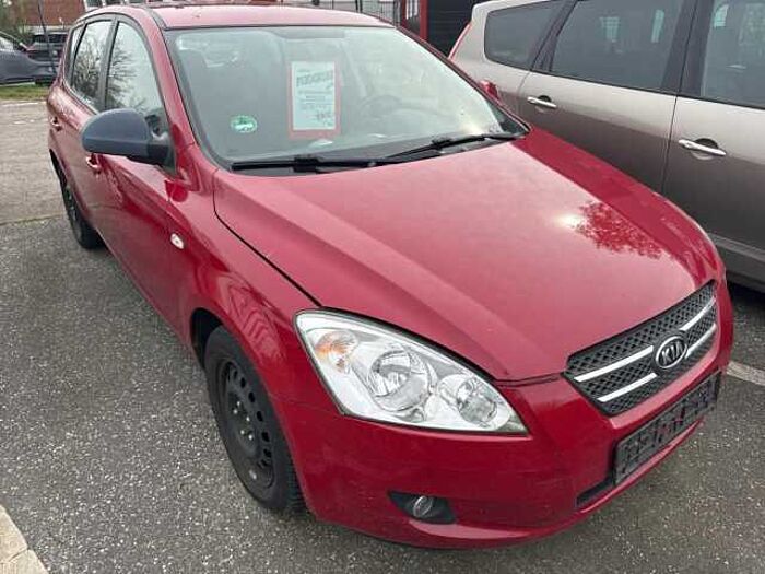 Kia cee'd 1.4 CVVT EX Ceed