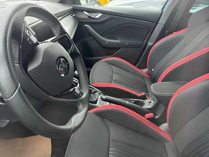 SKODA Kamiq 1.0 TSI DSG Monte Carlo AHK schwenkbar, WSS beheizbar Ganzjahresreifen etc