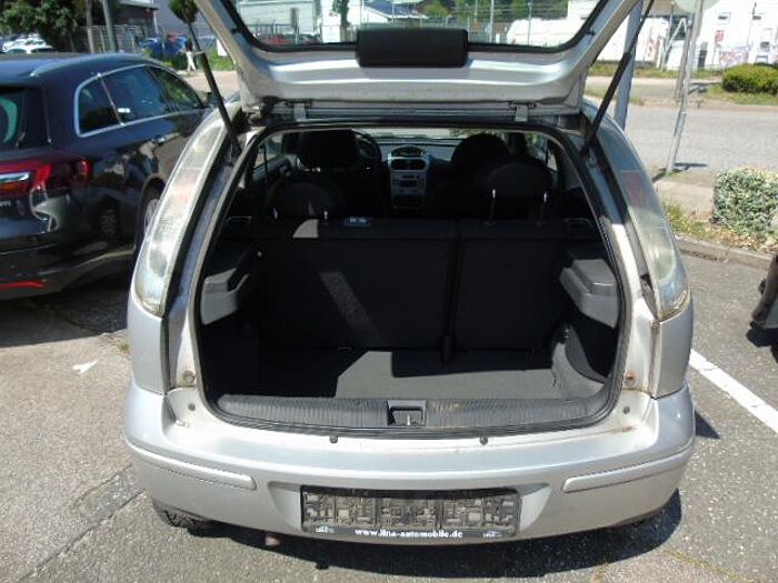 Opel Corsa C Edition Ganzjahresreifen Klima RadioCR ZV 2.0 TDI PD Comfort