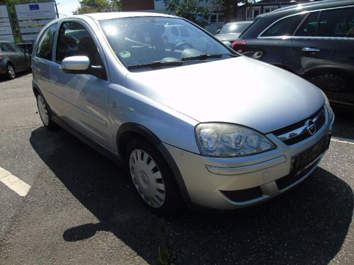 Opel Corsa C Edition Ganzjahresreifen Klima RadioCR ZV 2.0 TDI PD Comfort
