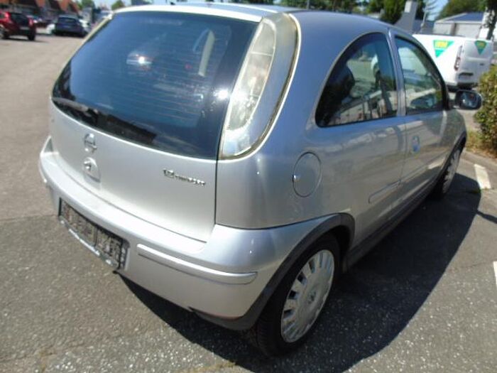 Opel Corsa C Edition Ganzjahresreifen Klima RadioCR ZV 2.0 TDI PD Comfort
