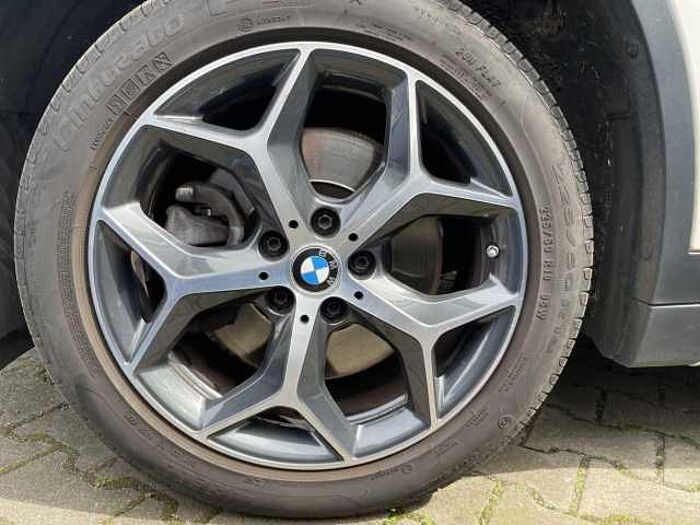 BMW X1 xDrive20d Aut. xLine dazu Winterräder, Anh.kupplung, Induktiosladung