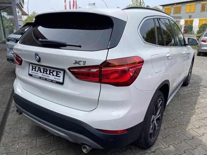 BMW X1 xDrive20d Aut. xLine dazu Winterräder, Anh.kupplung, Induktiosladung