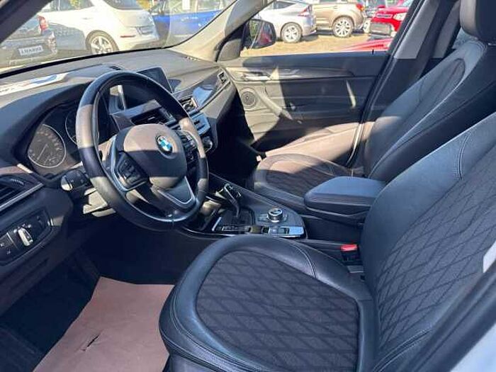 BMW X1 xDrive20d Aut. xLine dazu Winterräder, Anh.kupplung, Induktiosladung