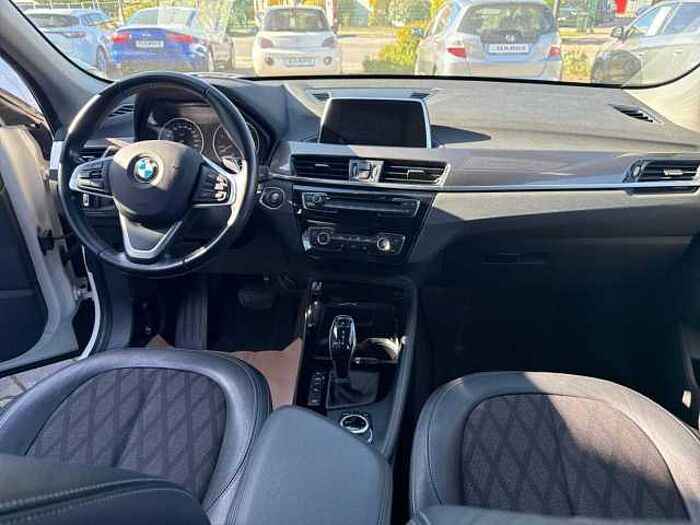BMW X1 xDrive20d Aut. xLine dazu Winterräder, Anh.kupplung, Induktiosladung