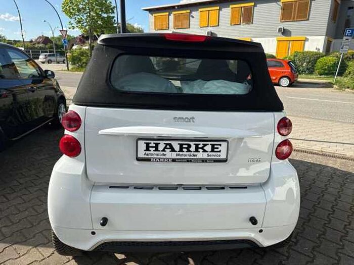 Smart city-coupé/city-cabrio Ganzjahresreifen dazu Winterräder, Navi, Sound-Pak, Teill Passion