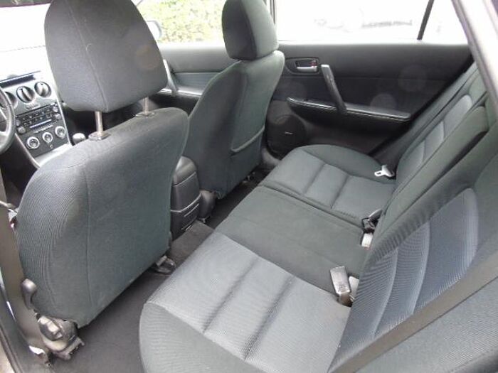 Mazda 6 Sport Kombi 6 1.8 Active dazu Winterräder, BOSE-Sound, Sitzheizung, usw.