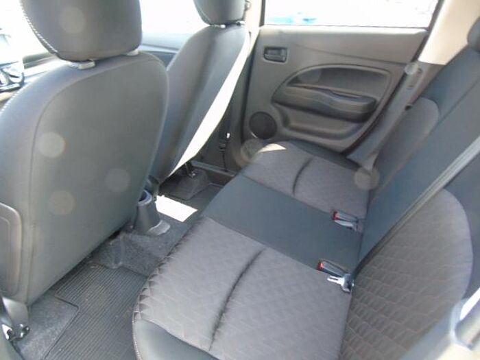 Mitsubishi Space Star Select+ Ganzjahresreifen, Navi, Kamera, Sitzheizung, DAB, Tempomat AS&G 1.2 CVT Select+