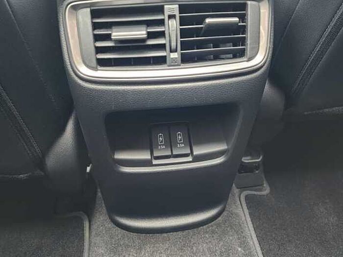 Honda CR-V 1.5T 4WD CVT Executive Winterräder und AHK