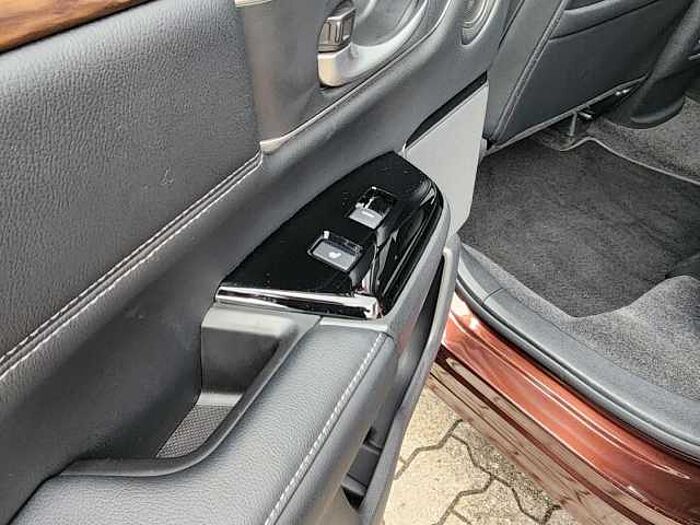Honda CR-V 1.5T 4WD CVT Executive Winterräder und AHK