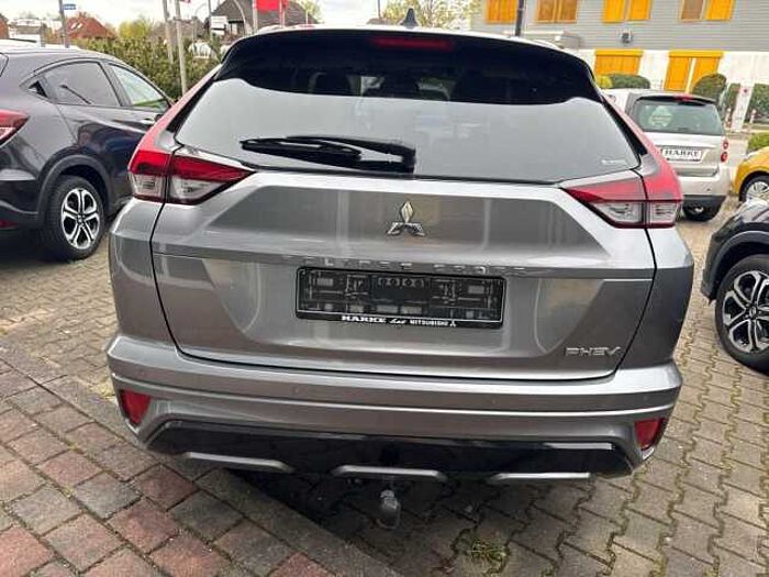 Mitsubishi Eclipse Cross Plug-In Hybrid 4WD Top inkl. Anhängerkupplung