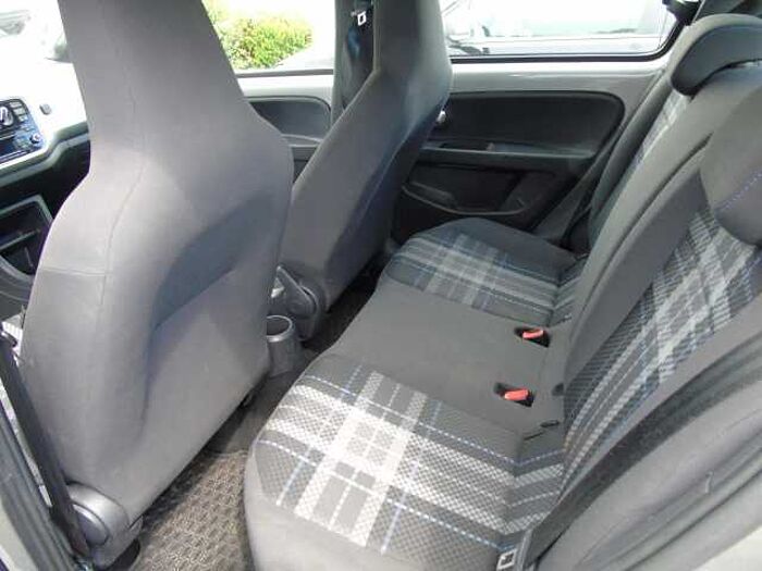 Volkswagen up! club up! 5-Türer Klima PDC Navi