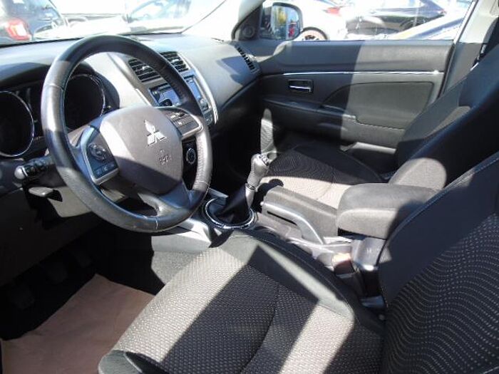 Mitsubishi ASX Intense 2-Zonen-Klimaautom. , Kamera, Panorama, Xenon