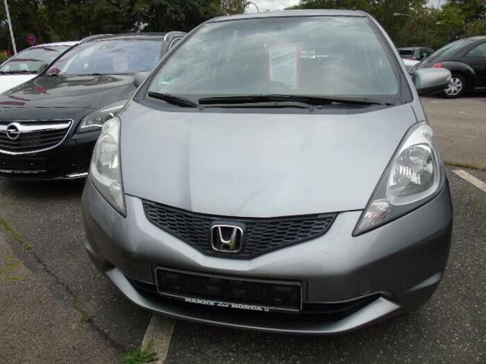 Honda Jazz 1.4 Comfort Klimaautomatik, RadioCD/MP3, el. Fenster/-Spiegel, Trenngitter,