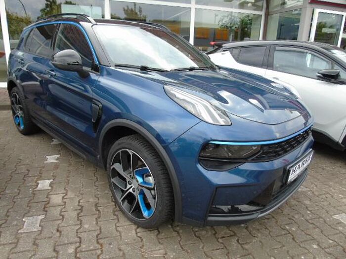 Lynk & Co 01 1.5 TD PHEV , Klimaautomatik, Kamera, Navi, Schiebedach, PDC, Sitzheizung 192 kW