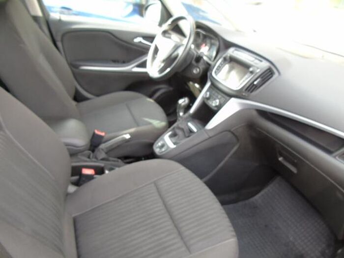 Opel Zafira C Edition Start/Stop 7-Sitzer, Steuerkette neu, Navi, PDC, 2-Zonen-Klima, 7-Sitzer