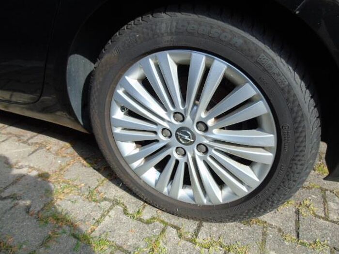 Opel Zafira C Edition Start/Stop 7-Sitzer, Steuerkette neu, Navi, PDC, 2-Zonen-Klima, 7-Sitzer