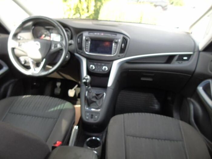Opel Zafira C Edition Start/Stop 7-Sitzer, Steuerkette neu, Navi, PDC, 2-Zonen-Klima, 7-Sitzer